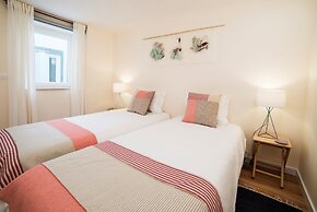 Lis Apartments