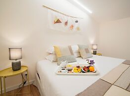 Lis Apartments