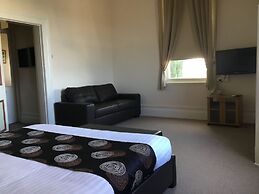 Campbell St Lodge