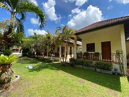Ron's Bungalow