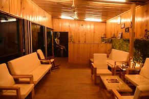 Toppers corner-A Boutique Garden Resort