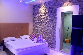 Toppers corner-A Boutique Garden Resort
