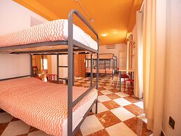 Arc House Sevilla - Hostel