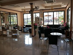 Suanluang Garden View Resort