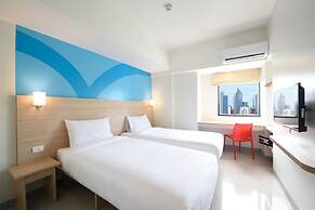 Hop Inn Hotel Aseana City