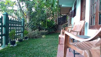 Senasuma Homestay