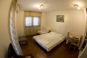 SMS Apartments