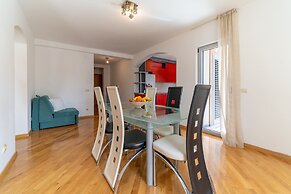 SMS Apartments