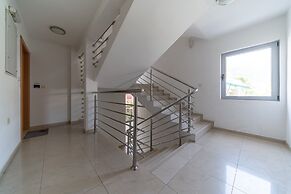 SMS Apartments