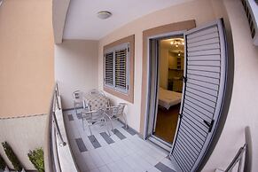 SMS Apartments