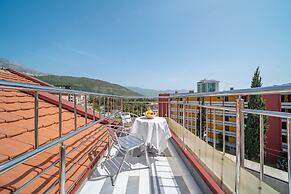 SMS Apartments