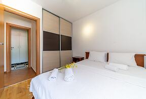 SMS Apartments