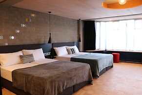 Quentin Zoo hotel