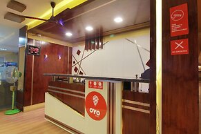 OYO 10551 Hotel RJ Grand