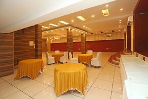 OYO 11451 The Avenue residency
