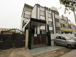 OYO 11451 The Avenue residency