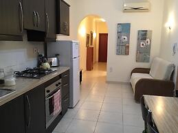 Maltese Rooms