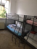 A & S Hostel Bonner Straße 9