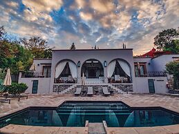 Casa Cien