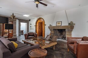Casa Cien