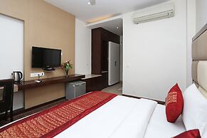 OYO 11337 Asian Hospitality