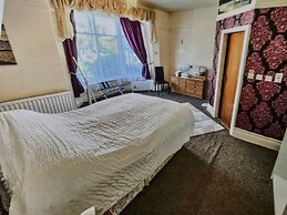 Sunrise Apartments