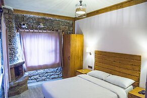 Assos Yildiz Hotel
