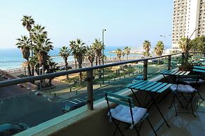 Panoramic Ocean View 1 min From the Sea
