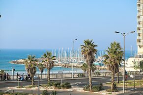 Panoramic Ocean View 1 min From the Sea