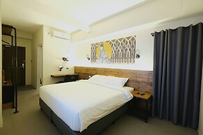 U Hotels Makati