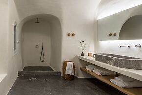 Chelidonia Luxury Suites - Adults Only