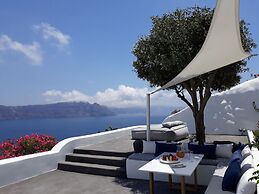 Chelidonia Luxury Suites - Adults Only