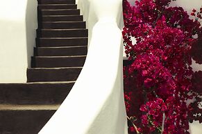 Chelidonia Luxury Suites - Adults Only