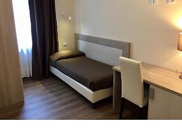 Hotel Mercedes