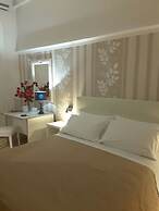 B&B Abatjour