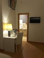B&B Abatjour