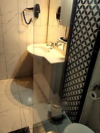 Anibal Hotel