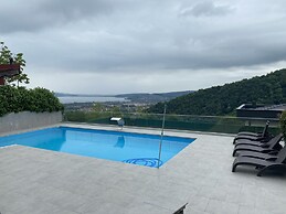 Tureyen Villalari 2