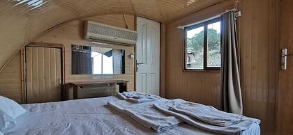 Ayanya Beach & Bistro Bungalows