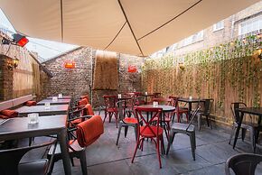 The Grafton Arms Pub & Rooms