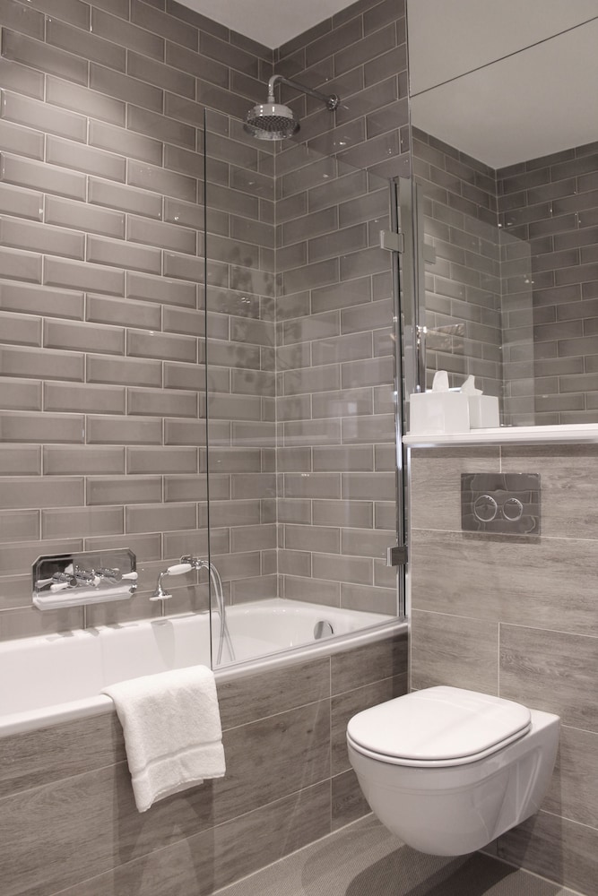 The Grafton Arms Pub & Rooms