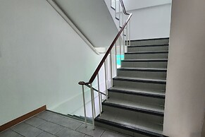 Ease Hostel