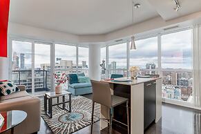 QuickStay - Incredible Downtown Condo, Yonge & College