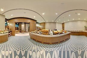 Wyndham Garden Ajman Corniche