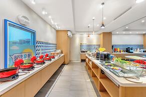 Holiday Inn Express Sanya Bay by IHG