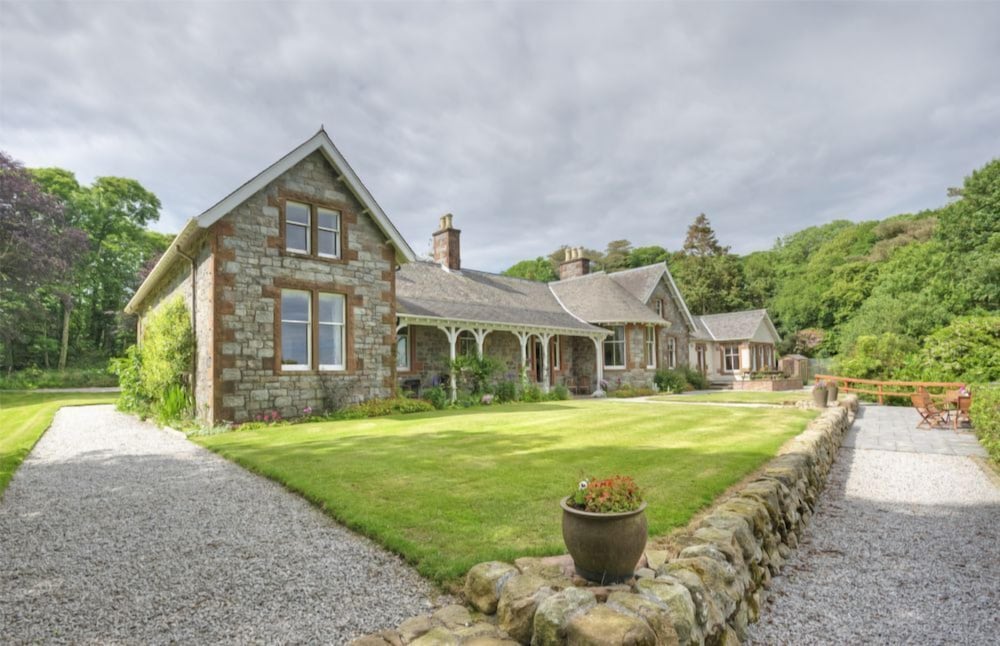 Orroland Lodge