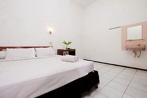 Berlian Abadi Hotel By Sinergi