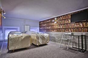 Apraxin Hotel