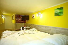Apraxin Hotel
