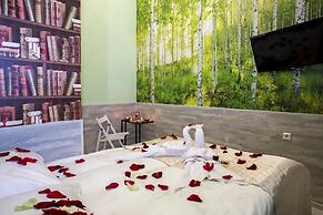 Apraxin Hotel